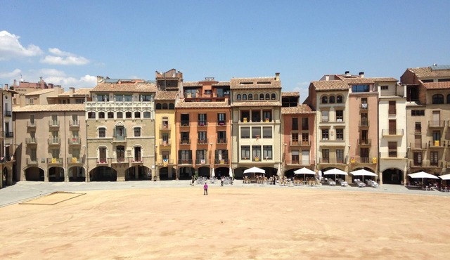 Vicus Apartments, with excellent views of the Plaza Mayor de Vic