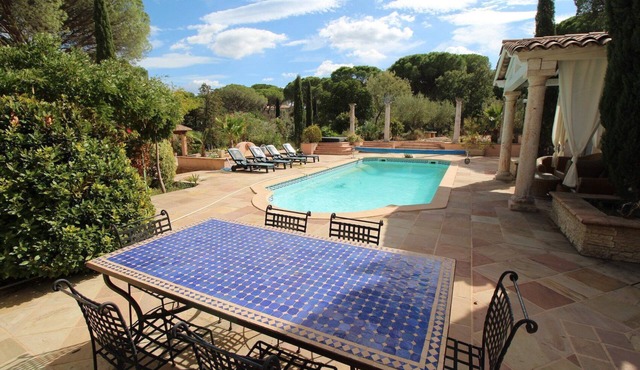 VIdauban - Only 37 kms from Saint Tropez - Villa 60 m2 private swimming pool