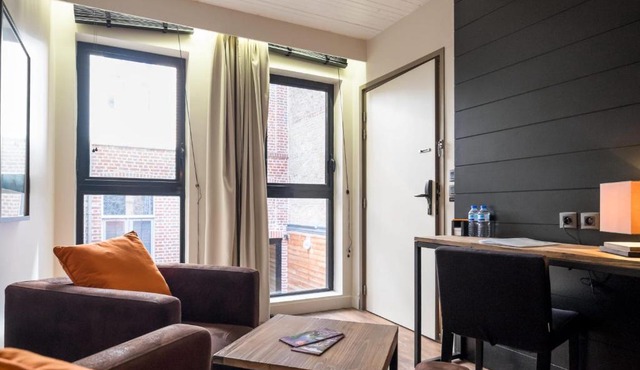Vieille Bourse - Studio close to stations and old city - Welkeys