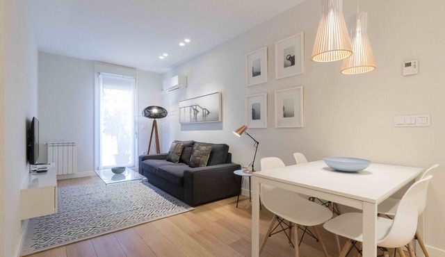 Viena | The Rentals Collection