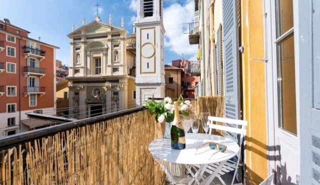 VIEUX NICE BALCONY CATHEDRAL VIEW/AC/WIFI