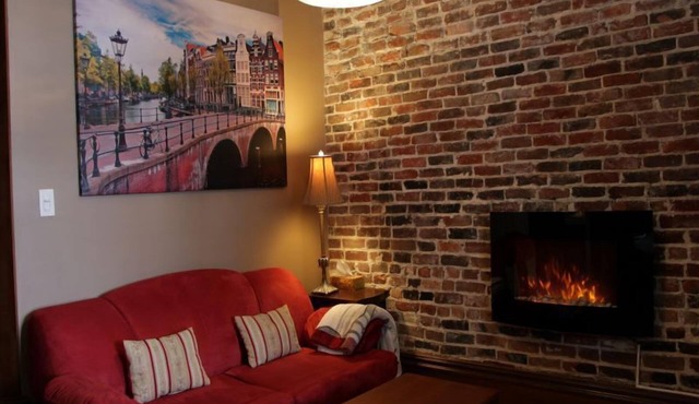 Vieux-Old Farnham Appart Condotel1