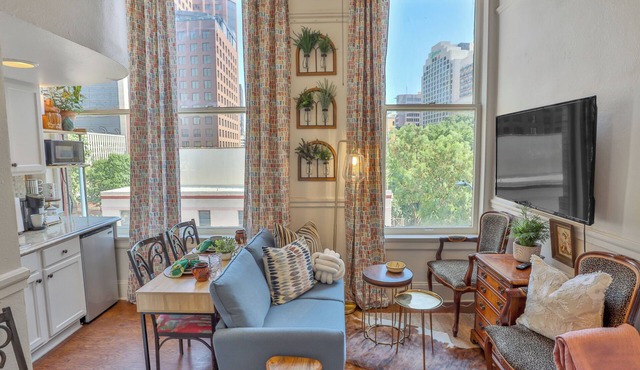 View of Riverwalk frm 1 BR King Bed Apt