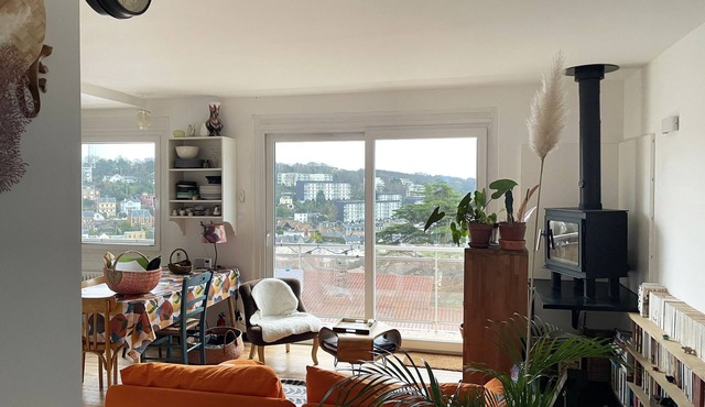 VIEW OF THE SAINTE ADRESSE VALLEY AND SEA IN THE DISTANCE