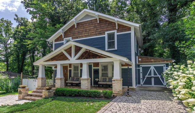 View Street Retreat | Pet Friendly, Fenced Yard, Walk to Town!