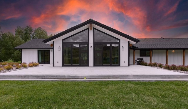 View-Topia - On 35 Acres Salt River - Trail Riding