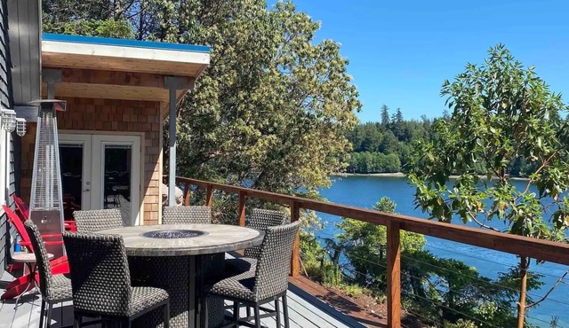 View Waterfront Beach Cabin on the South Puget Sound, Hot Tub, AC, Pet Friendly