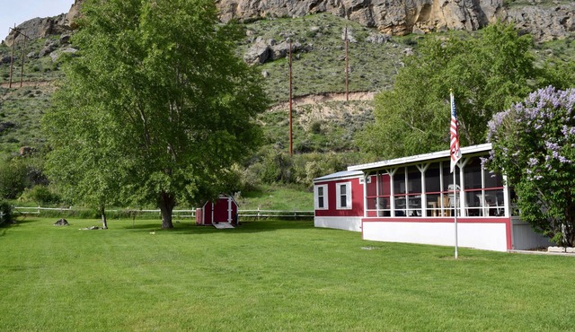 Views, Central AC, Location and Solitude