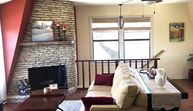 Views! - Guest Barn in the Texas Hill Country