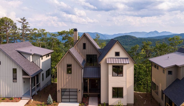 Views of Fortune at Blue Ridge Mountain Club-4BD/4.5BA, Views!