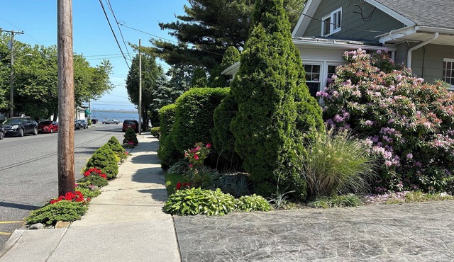 VIEWS of Great Egg Harbor Bay Ocean City FENCED, Slps 10 3 Bdrms