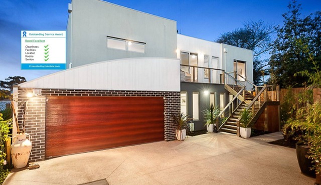 Views Of The Bay - Serenity Guesthouse Dromana on the Mornington Peninsula