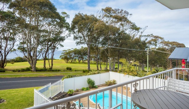 Views on Ballingalla