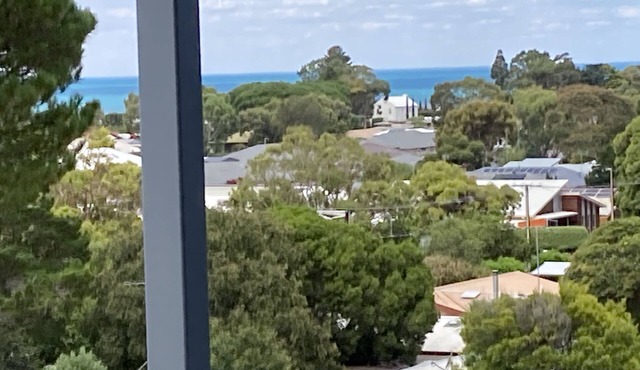 Views, space and tranquility with bay and beach close by