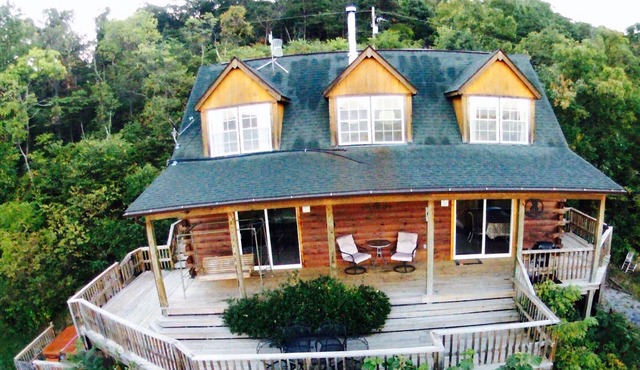 Views, Views, Views, Hot Tub, Log Fires, Swimming Pool