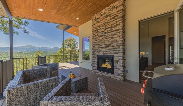 Viewtopia | Game Room, Gas Fireplace, Great Views!