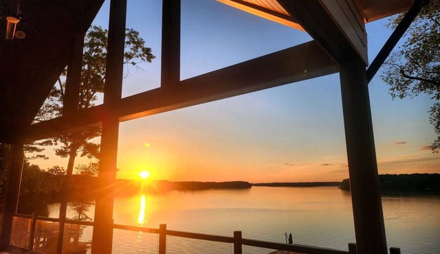 🌅Viewtopia🌞Luxury with Unparalleled Views, Game Room and Hot Tub🔥