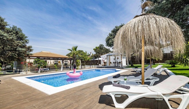 Villa 'Mis Raices' with Private Pool, Wi-Fi and Air Conditioning
