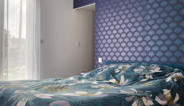 Villa Avec Climatisation à Saint Etienne de Fontbellon Piscine