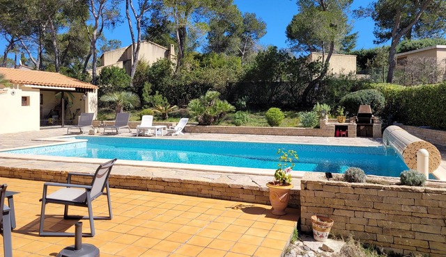 Villa with swimming pool in the heart of the great Pic Saint-Loup