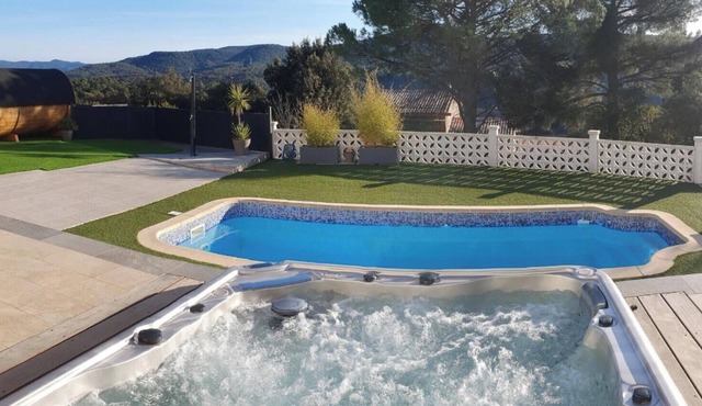 Villa 'La Pépite D'amour' with Private Pool, Wi-Fi and Air Conditioning