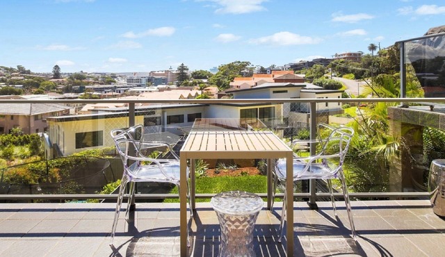 VILA AZUL | Short walk to beach , WIFI | Accom Holidays