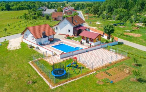 Vila NINA