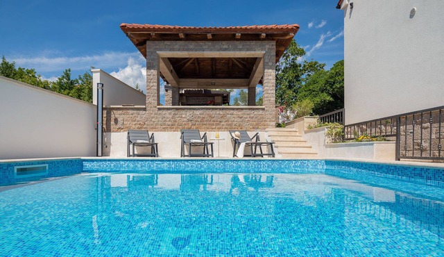 Vila Pomalo, house for take it easy kind of vacation, pool, 3 min from the beach