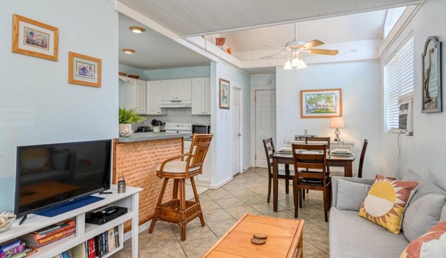 Vilano Cottage Unit B