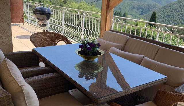 villa Cevennes mountains with heated private pool