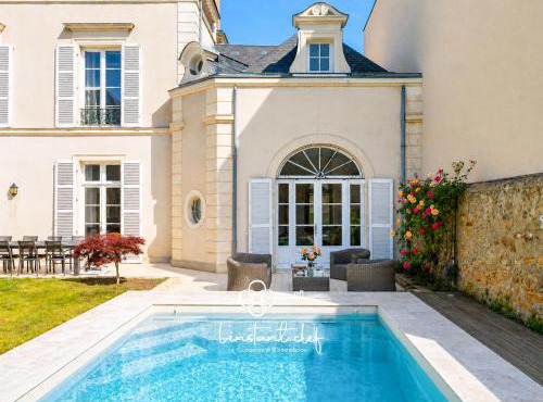 Villa élégante 5 chambres - 24H du Mans - Piscine Chauffée & Garage