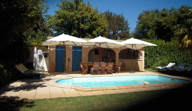 Villa 10/12 pers private pool 8x4 and fully equipped Pool House