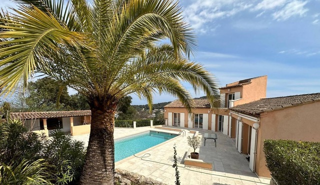 Villa 10 Couchages Piscine