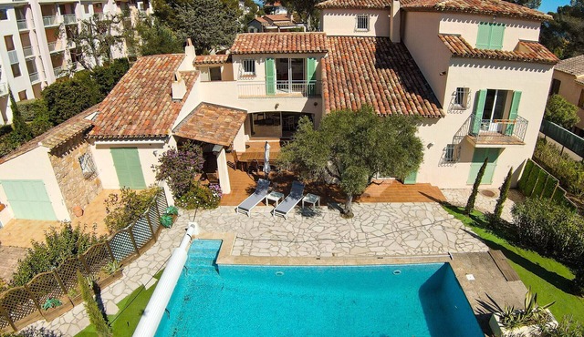 Villa 10 people-Private Pool-250m from the sea
