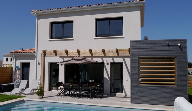 Villa 13 by Avecoeur