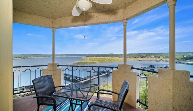 VILLA 1308 - Top Floor at Island Resort