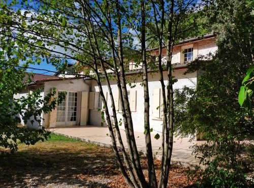 Villa 168m2 avec Piscine, sur Parc Arboré pour groupe Famille et Amis jusqu'à 10 personnes