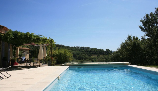 VILLA 180 m2 with swimming pool on 3500 m2 of land stunning views