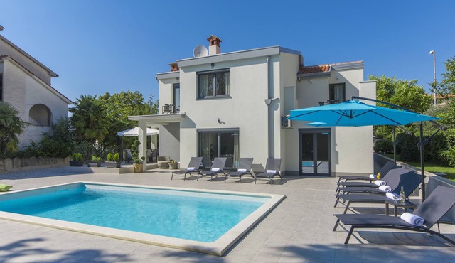 Villa 1863/22758 (Istria - Poreč), 350m from the beach