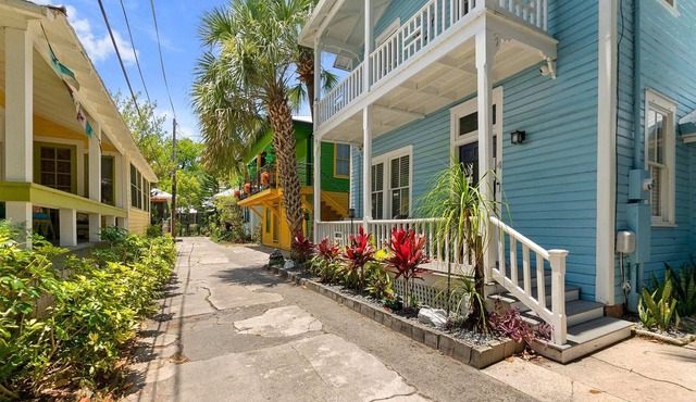 Villa 1898 - Luxury Home in the Heart of Downtown