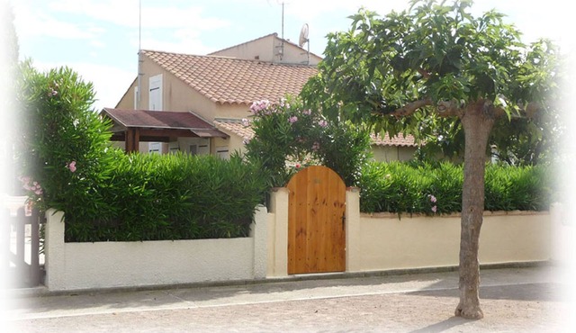 Villa 194 2 *, air-conditioned 3 km from the sea, between Sète and Montpellier