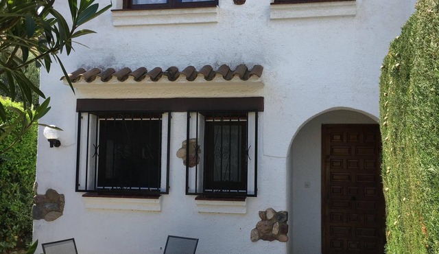 Villa-2 minutes from a quiet sandy beach perfect for families and adults alike
