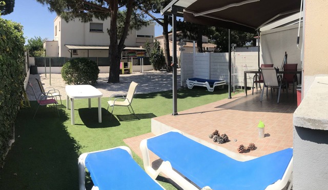 VILLA 200 M from the BEACH