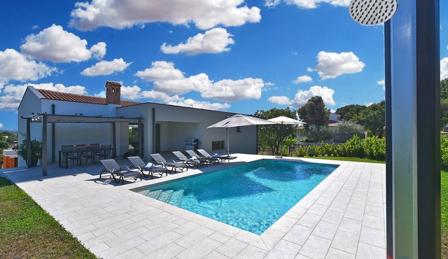 Villa 2044/31814 (Istria - Pula), 900m from the beach