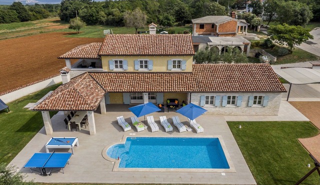 Villa 2181/55885 (Istria - Marcana), 2000m from the beach