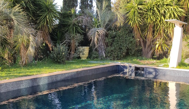 villa 250 m2 - sleeps 10 new swimming pool in "river" grand piano 150m2 terrace