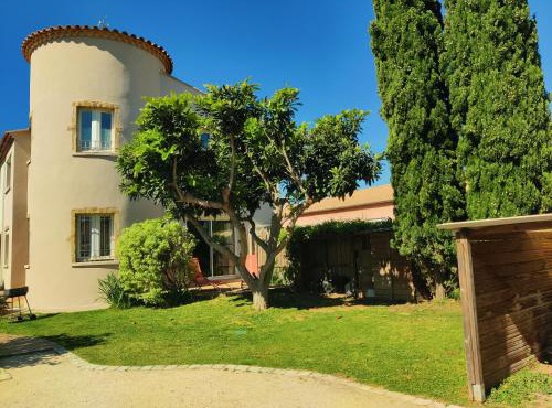 Villa 3 chambres climatisées proche plage avec jardin clos