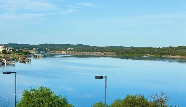 VILLA 3115 - 2/2 Lakefront Condo at Island Resort