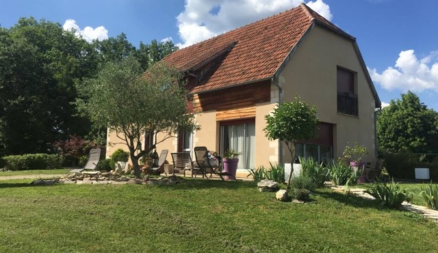 Villa 4* - 3 bedrooms - 6 pers. - Nature, comfort, garden, exceptional view at Martel