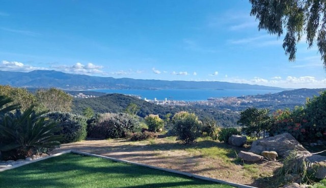 Villa 4/6 Pers vue mer Proche Ajaccio + Véhicule